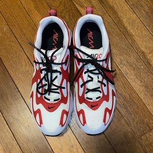 Nike women’s air max 200 icon clash